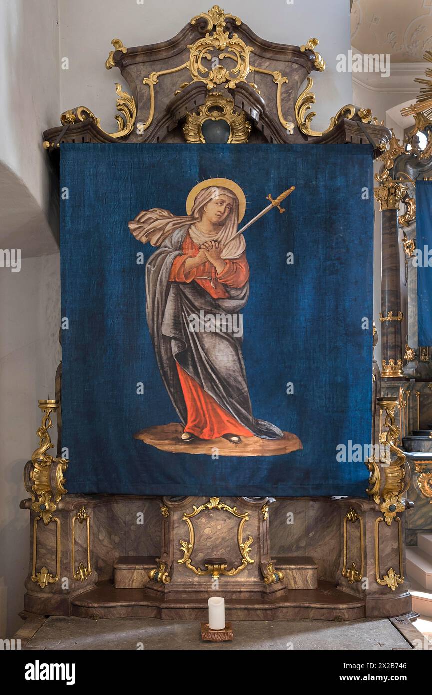 St nicholas side altar hi-res stock photography and images - Alamy