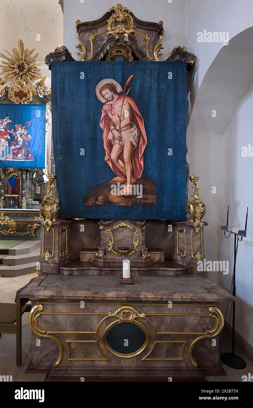 St nicholas side altar hi-res stock photography and images - Alamy
