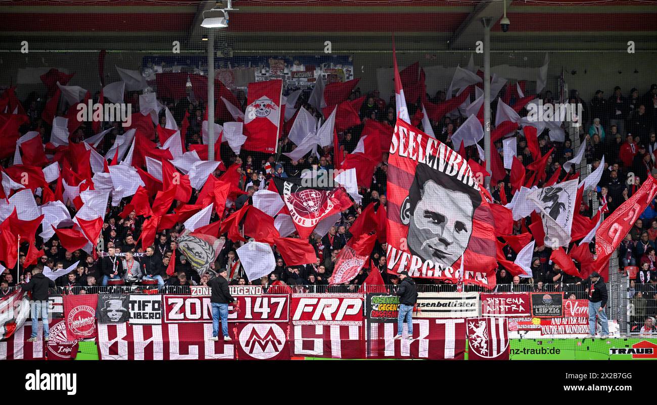 Fan block, fans, fan curve, flags, flags, atmosphere, atmospheric RB Leipzig RBL, Voith-Arena, Heidenheim, Baden-Württemberg, Germany, Europe Stock Photo