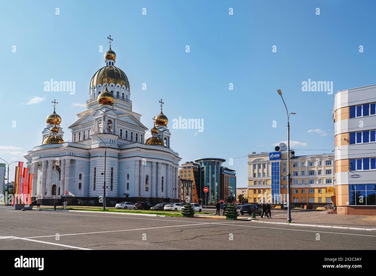 Saransk, Russia - June 4, 2023 - Cathedral of St. Theodore Ushakov, Alexander Nevsky Chapel and the monument to Mordovia soldiers who perished in the Stock Photo