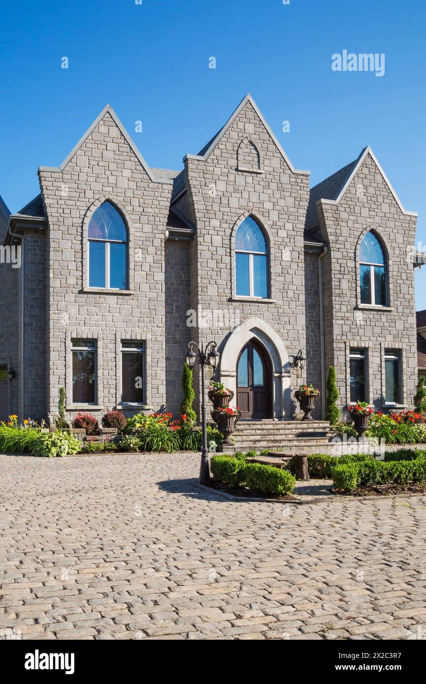 Planters gothic architectural style hi-res stock photography and images -  Alamy, image size:866x1390