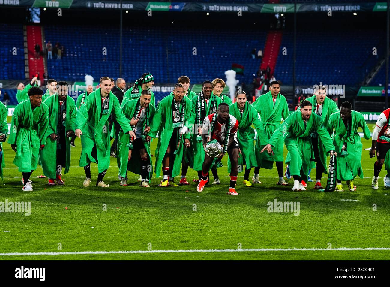 Rotterdam, Netherlands. 21st Apr, 2025. Rotterdam Feyenoord wins