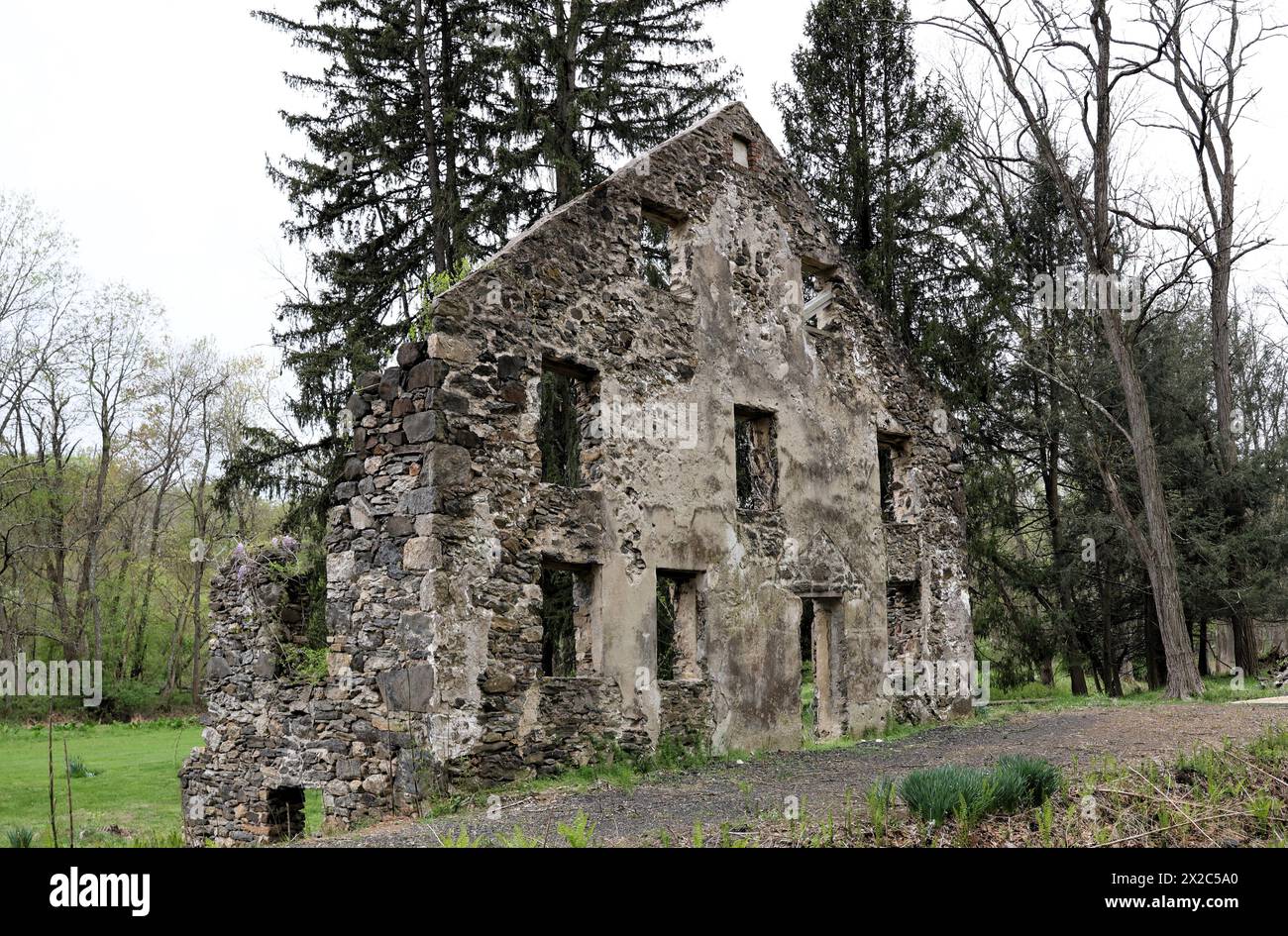 334 Concord Sq, Gurnee, IL 60031 | Redfin, image size:1300x945