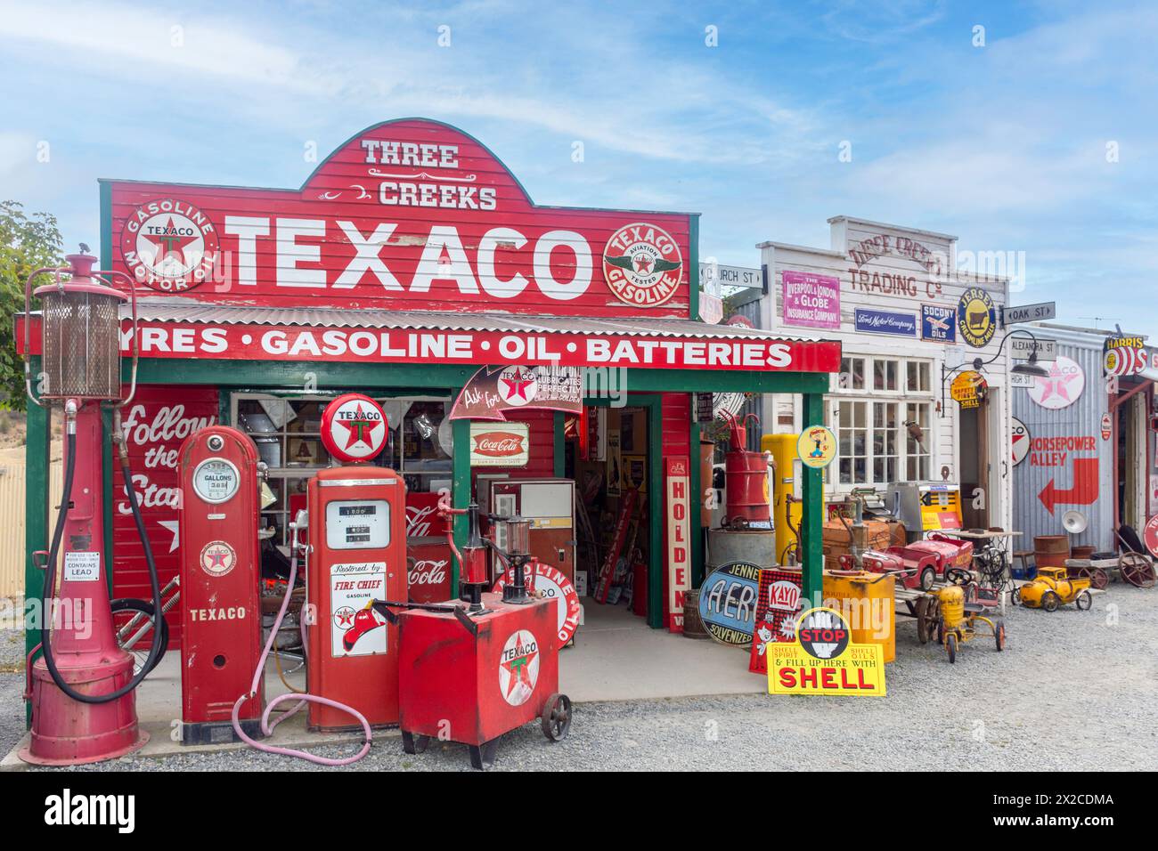 1950s petrol station hires stock photography and images Alamy