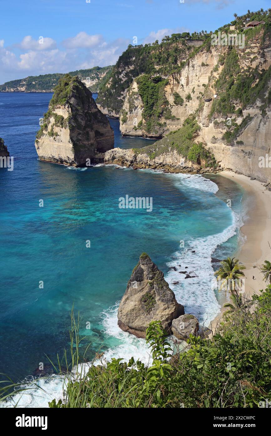Landscape with Diamond Beach vertical - Nusa Penida, Indonesia Stock Photo