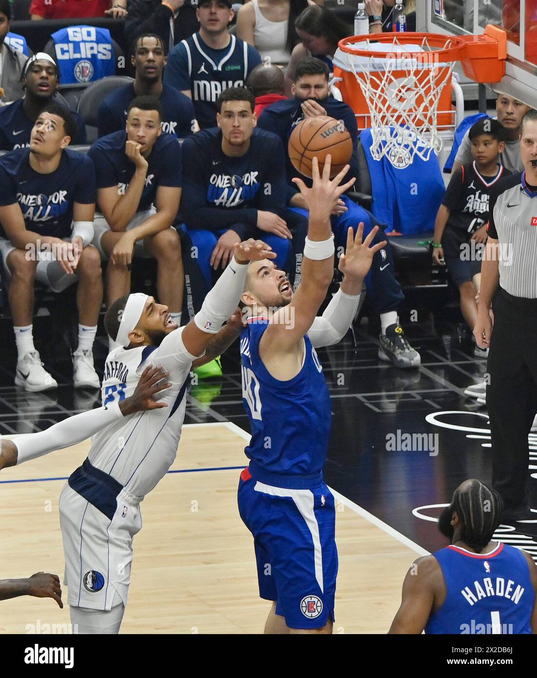 Los Angeles, Unite States. 21st Apr, 2024. Los Angeles Clippers center