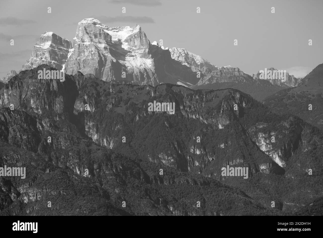 Monte pelmo dolomites italy Black and White Stock Photos & Images - Alamy