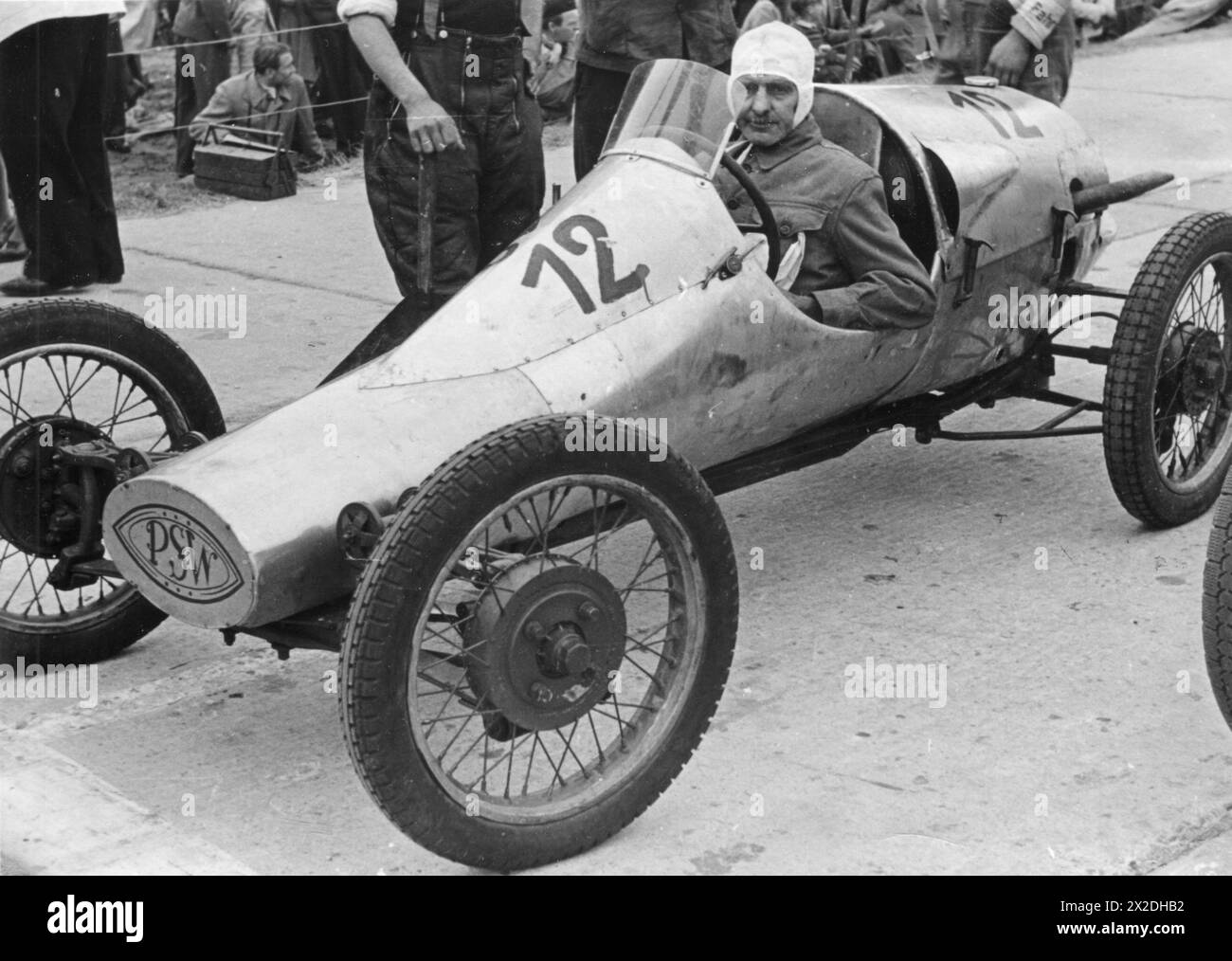 Schorch, Paul, German racing driver, in his racing car, 1948, ADDITIONAL-RIGHTS-CLEARANCE-INFO-NOT-AVAILABLE Stock Photo