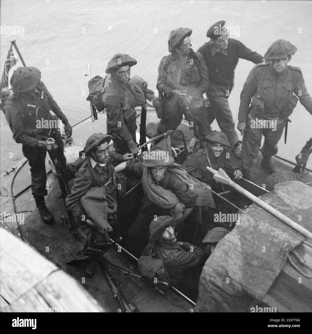 THE DIEPPE RAID, 19 AUGUST 1942 - Troops from No. 3 Commando arriving ...