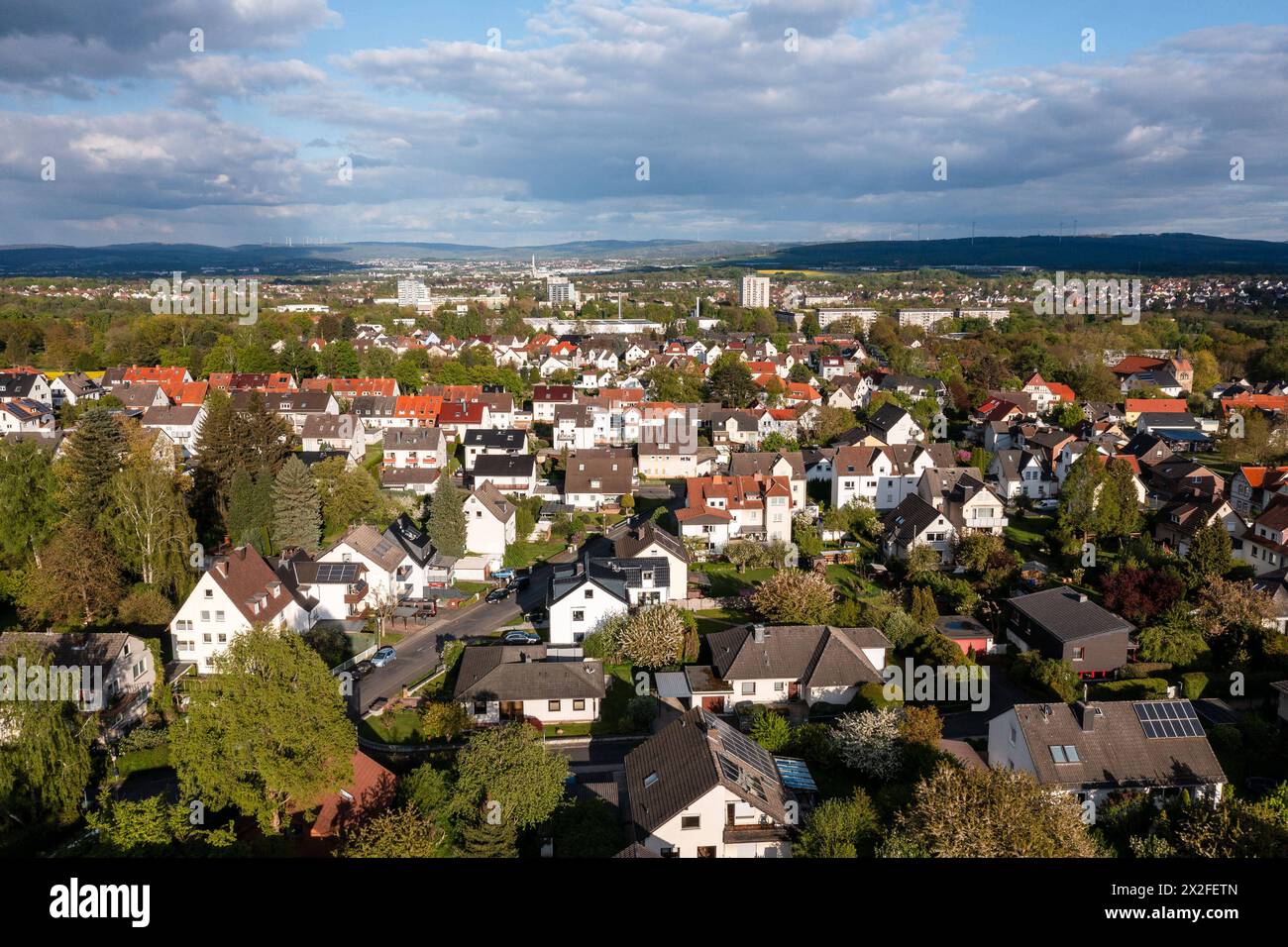 Kassel Nordshausen dahinter der Ortsteil Oberzwehren Kassel Nordshausen dahinter der Ortsteil Oberzwehren, 21. April 2024, Kassel / Hessen / Deutschland, Eibner/ Socher *** Kassel Nordshausen behind the district Oberzwehren Kassel Nordshausen behind the district Oberzwehren, April 21, 2024, Kassel Hessen Germany, Eibner Socher Copyright: xSocher/xEibner-Pressefotox EP kso Stock Photo