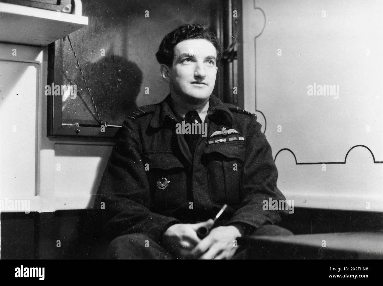 ROYAL AIR FORCE: 2ND TACTICAL AIR FORCE, 1943-1945. - Half-length portrait of Wing Commander W V Crawford-Compton, while Officer Commanding No. 145 (Free French) Wing RAF in North-Western Europe Royal Air Force, Group, 84, Royal Air Force, Maintenance Unit, 201 Stock Photo