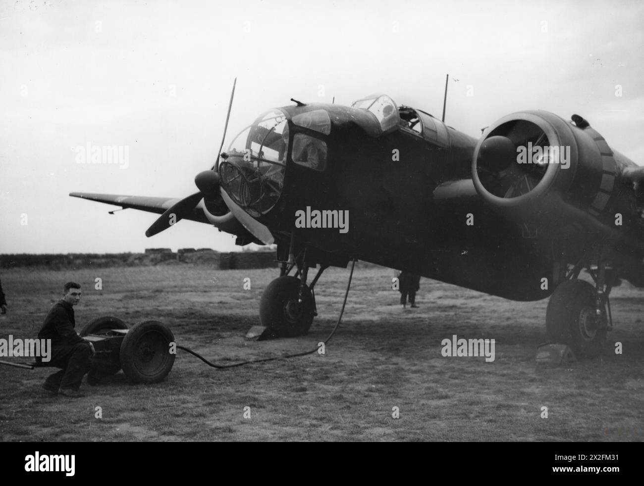 RAF BOMBER COMMAND 1940 - Handley Page Hampden of No. 61 Squadron at ...