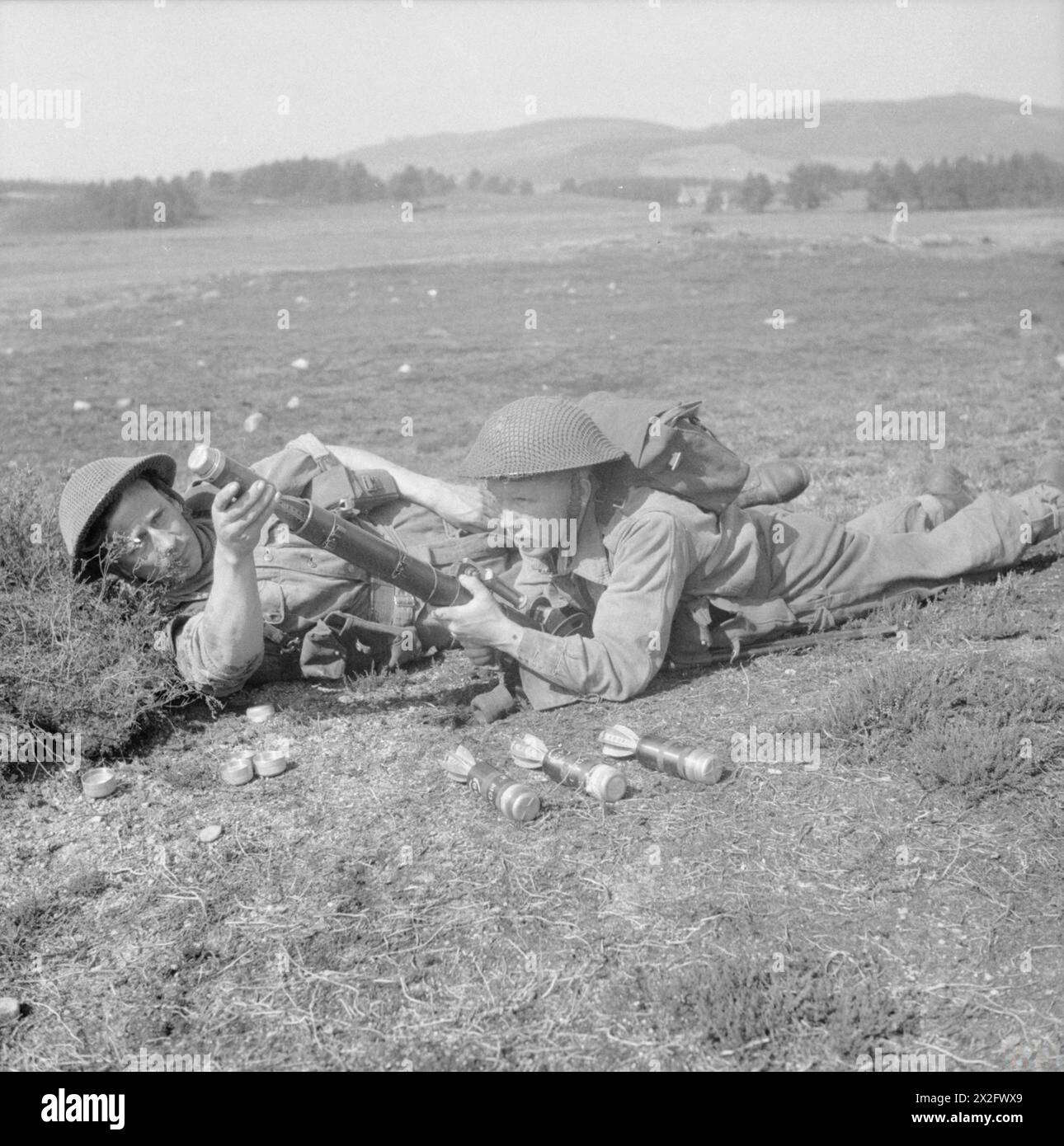 Royal Scots Fusiliers soldiers fire a 2-inch mortar during training ...