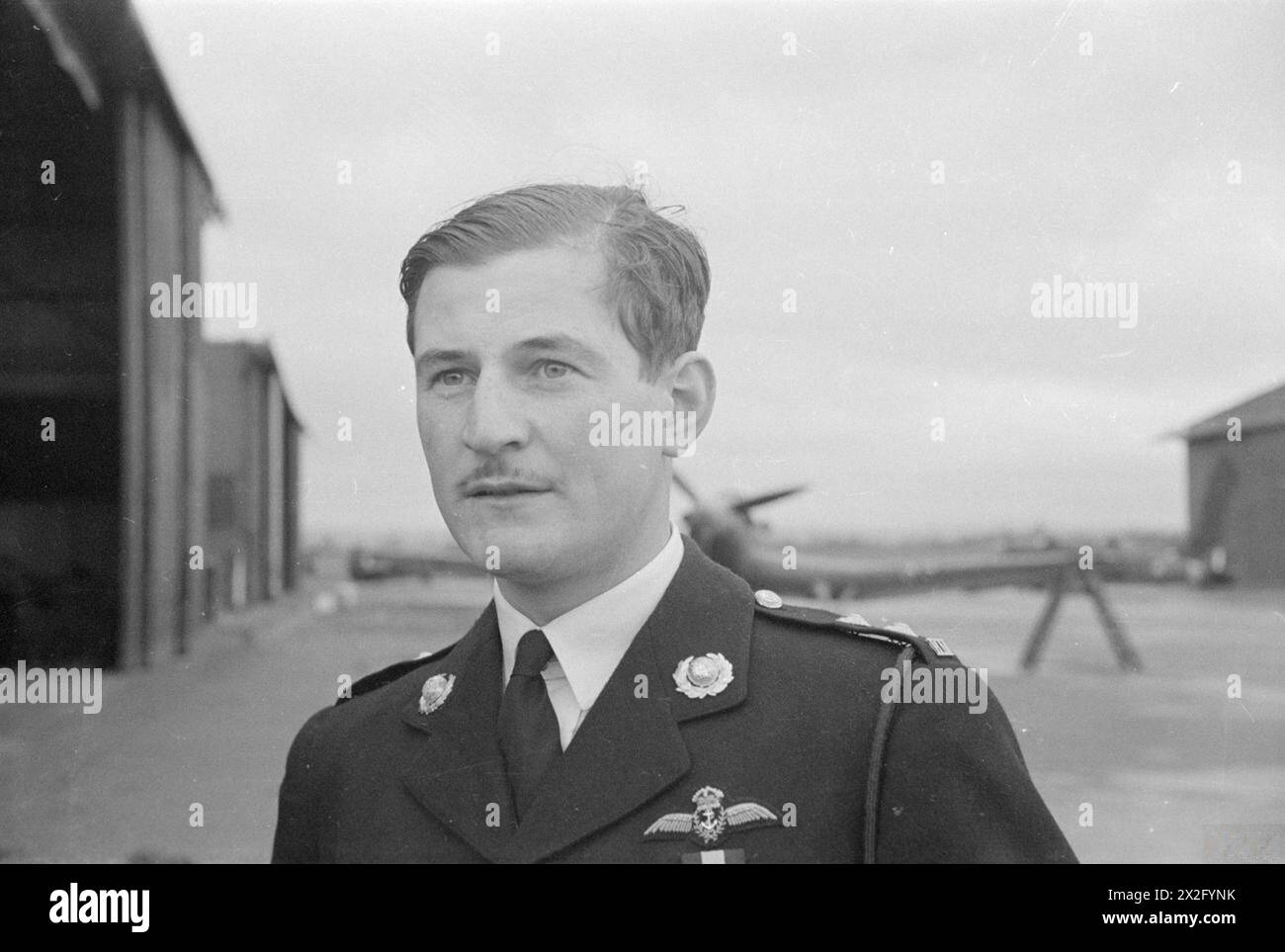 FLEET AIR ARM. DECEMBER 1941, YELVERTON. FLEET AIR ARM PILOTS. Fleet