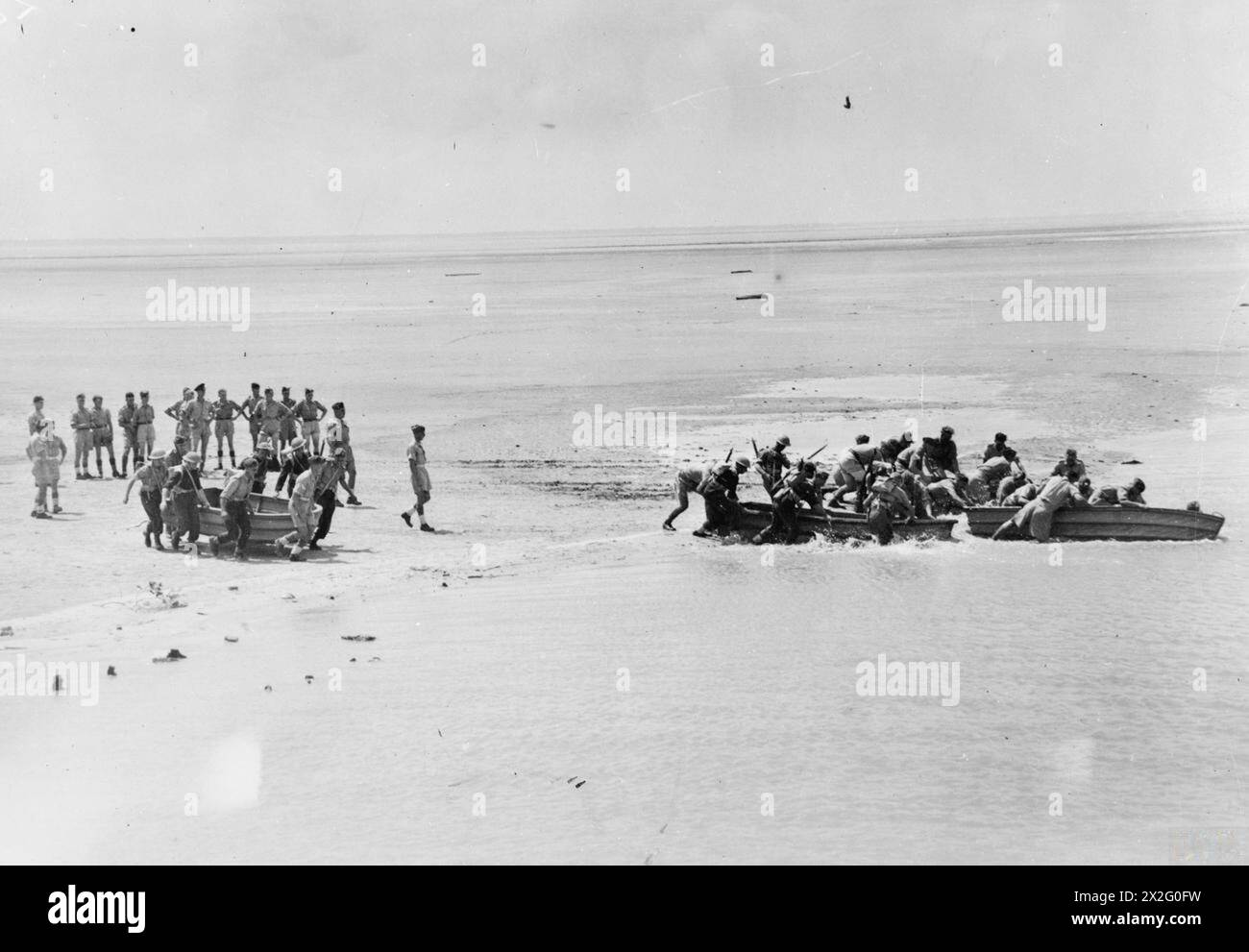 MARINES IN CEYLON TRAIN FOR BATTLE. SEPTEMBER 1943, ROYAL MARINE GROUP