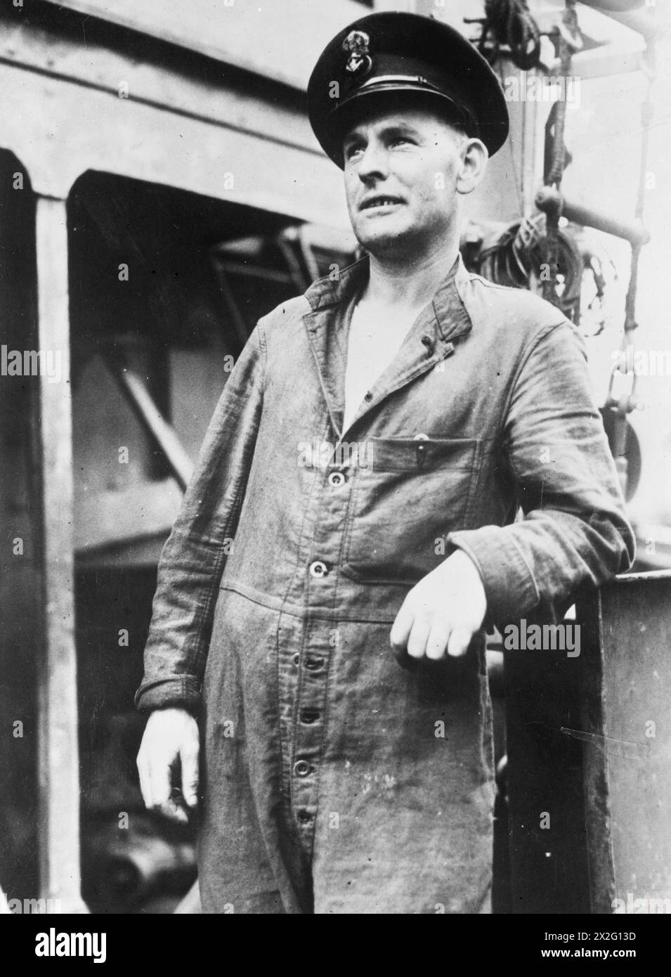 SPORTING 'STARS' MAN CORVETTE STONECROP. 22 JULY 1943, LIVERPOOL. - Stoker Petty Officer Fred Nelson, one of the STONECROP's three boxers. A featherweight, he won the Devonport boxing cup in 1924 and for some time was the captain of the boxing team of HMS GLORIOUS Stock Photo