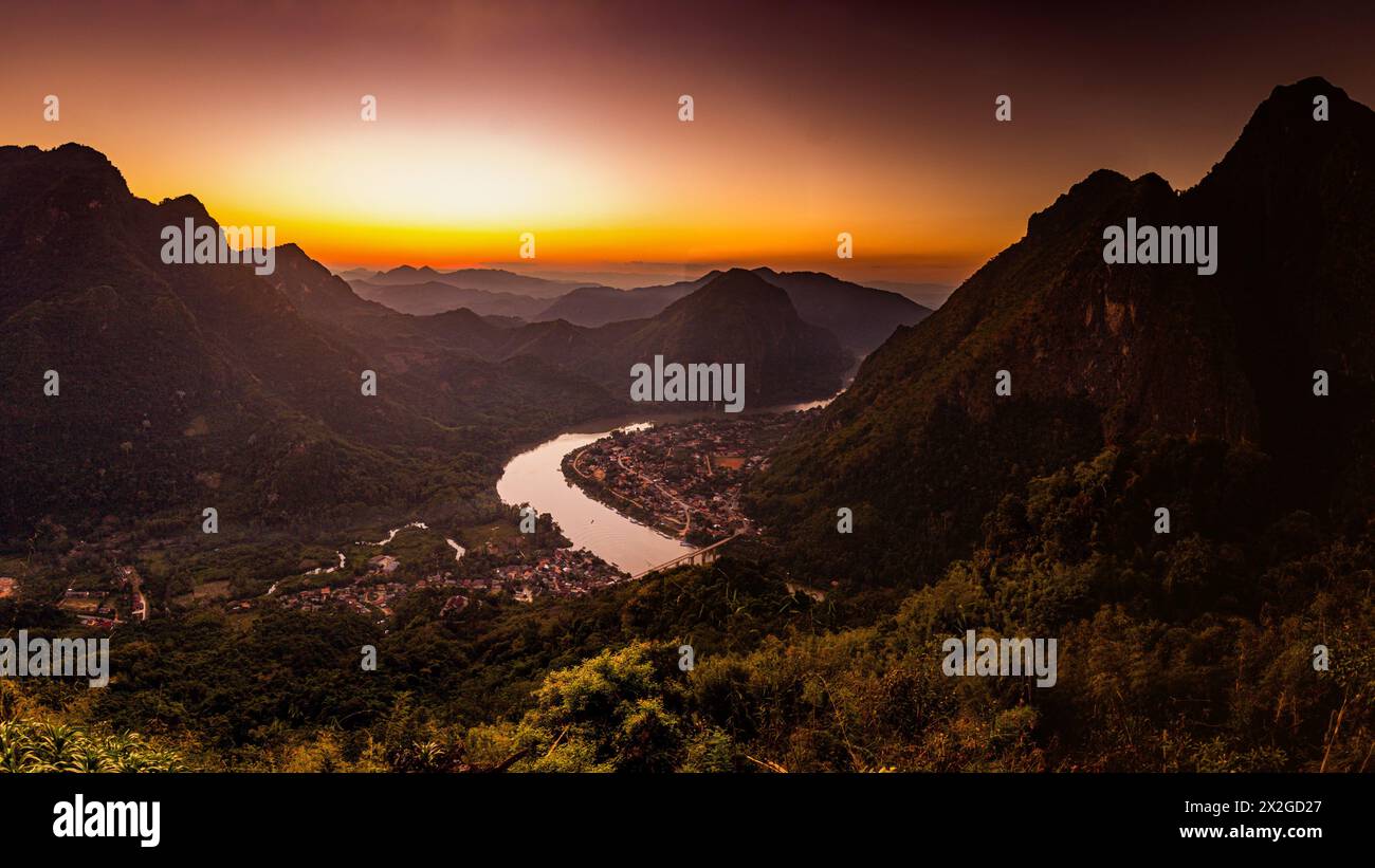Sunset Aerial View Of Nong Khiaw Laos Stock Photo Alamy sunset-aerial-view-of-nong-khiaw-laos-stock-photo-alamy