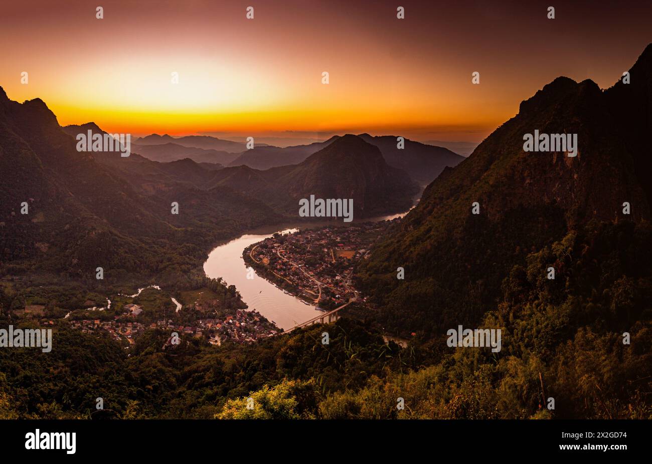 Nong Khiaw Laos Sunset Hi res Stock Photography And Images Alamy nong-khiaw-laos-sunset-hi-res-stock-photography-and-images-alamy