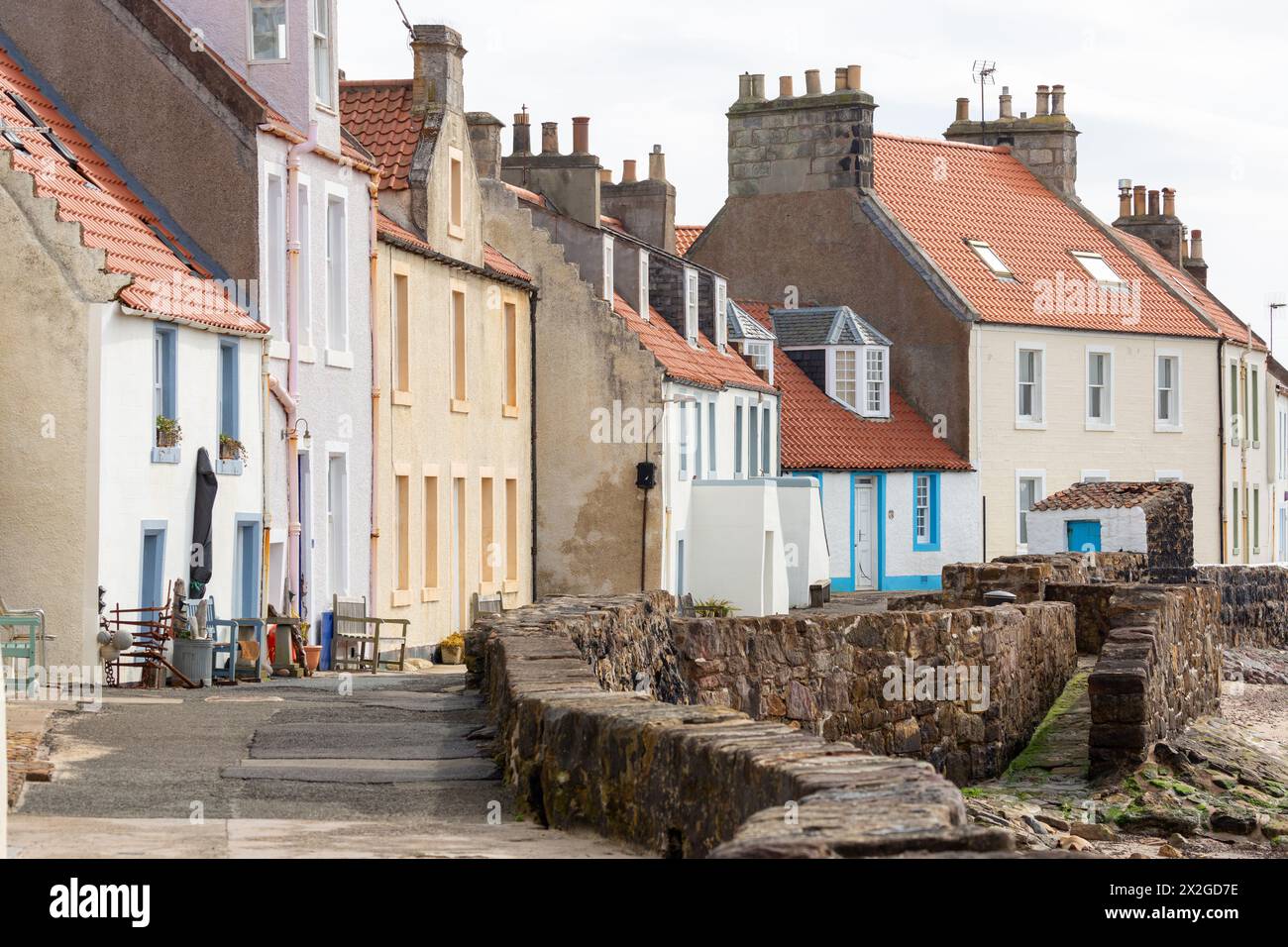 The old seafront houses in the village of Pittenweem Fife Stock Photo