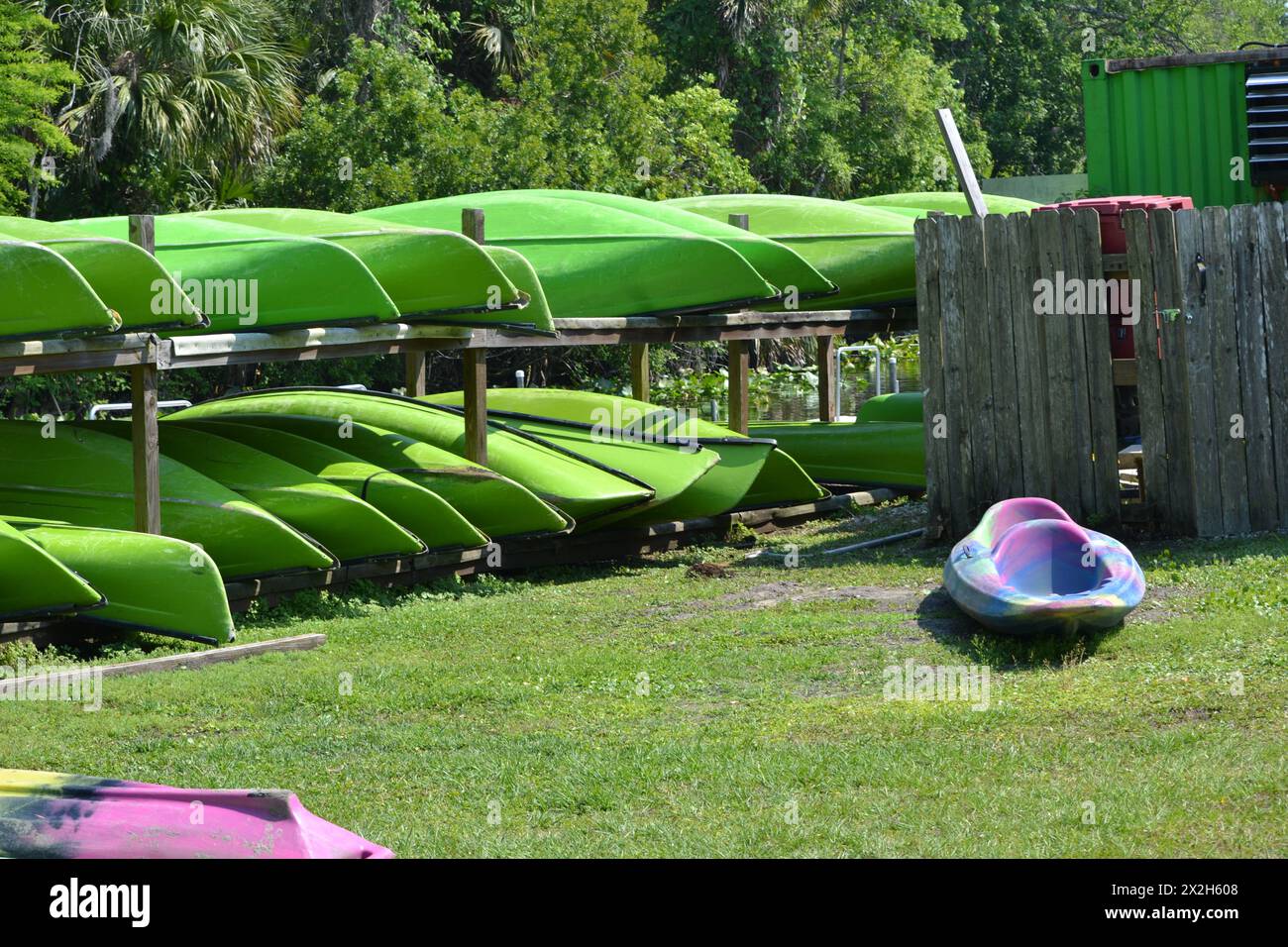 Adjacent racks hi-res stock photography and images - Alamy