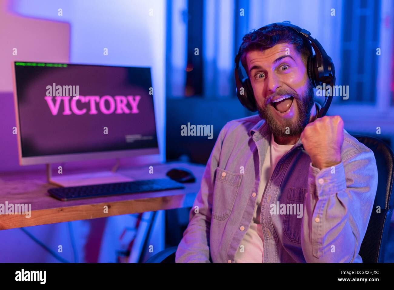 Victory in gaming hi-res stock photography and images - Alamy