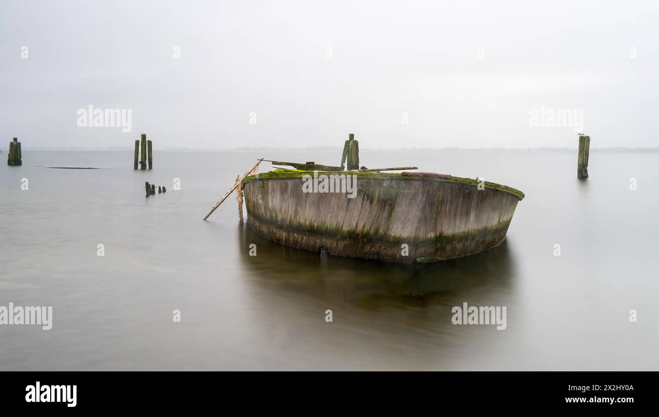 Long exposure, ship's bow in the Bodden, Dranske, Ruegen, Mecklenburg-Western Pomerania, Germany Stock Photo