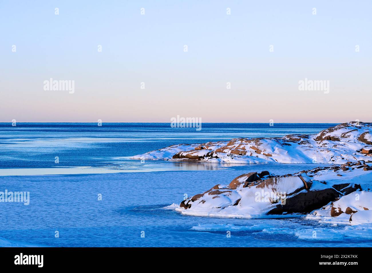 Winter coast, Smögen, Bohuslän, Sweden Stock Photo - Alamy