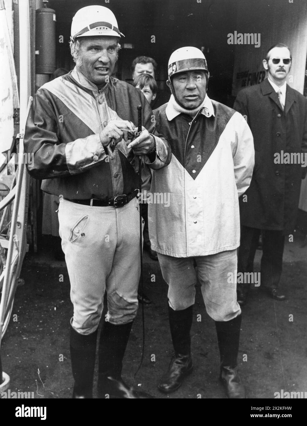 Schmid, Helmut, 8.4.1925 - 18.7.1992, German actor, with Franz Muxeneder, celibrities trotting race, ADDITIONAL-RIGHTS-CLEARANCE-INFO-NOT-AVAILABLE Stock Photo