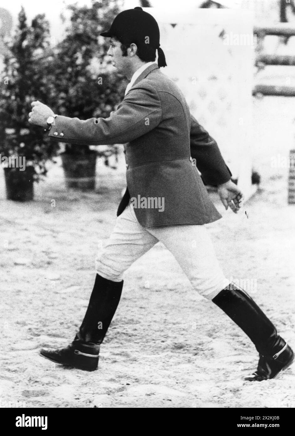 Schockemoehle, Alwin, * 29.5.1937, German jump jockey, international indoor tournament, Philipshalle, ADDITIONAL-RIGHTS-CLEARANCE-INFO-NOT-AVAILABLE Stock Photo