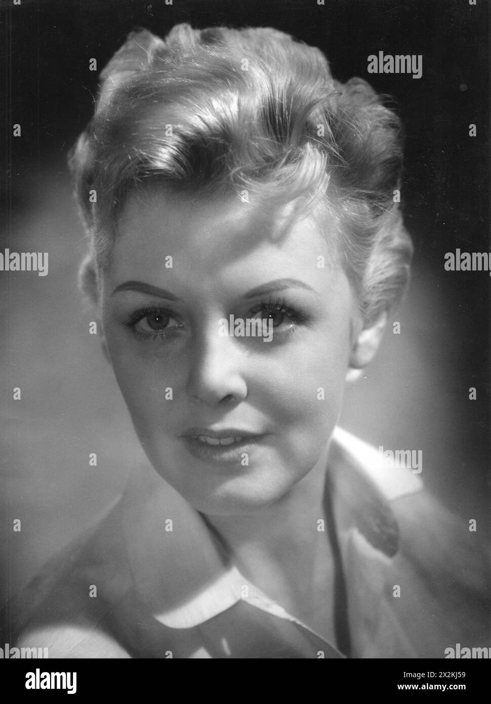 Schaack, Christel, 24.9.1925 - 15.10.2021, German model and beauty queen, 1955, ADDITIONAL-RIGHTS-CLEARANCE-INFO-NOT-AVAILABLE Stock Photo