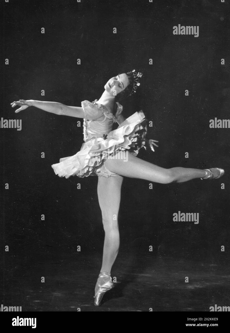 Skorik, Irene, 27.1.1924 - 8.7.2008, French ballet dancer, ADDITIONAL-RIGHTS-CLEARANCE-INFO-NOT-AVAILABLE Stock Photo