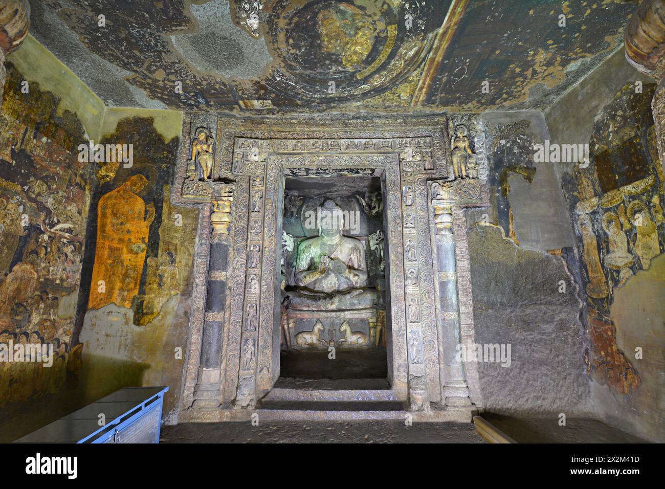 Ajanta Cave No 17 Buddha in shrine in padmasana and dharma chakra ...