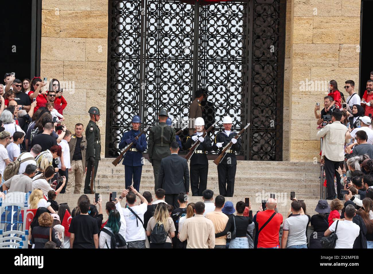 Ankara, Turkey. 23th Apr, 2024. Turkey celebrates 23 April as National Sovereignty and Children's Day and commemorates the establishment of the National Grand Assembly of Turkey on its 104th anniversary. Hundreds of thousands of Turkish people and their children visit the Mausoleum of the founder of the modern Turkish Republic, Atatürk, to express their gratitude today. Visitors watch with interest the changing of the guards at the mausoleum of Atatürk in Ankara. on Tuesday, April 23. Photo by Serdar Ozsoy Credit: Soydar/Alamy Live News Stock Photo