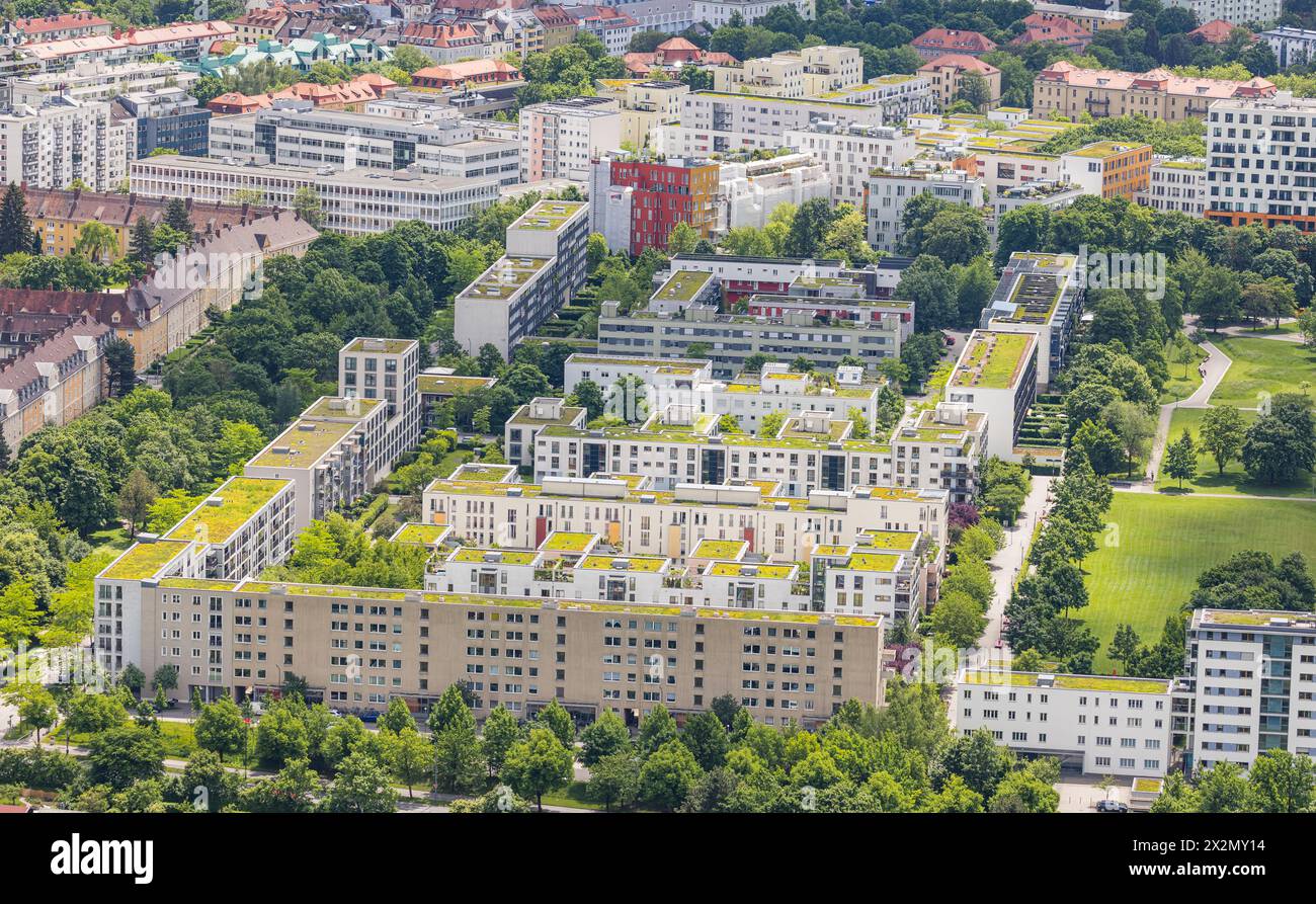 Blick auf die Wohngebiete der Landeshauptstadt München im Freistaat Bayern. (München, Deutschland, 27.05.2022) Stock Photo