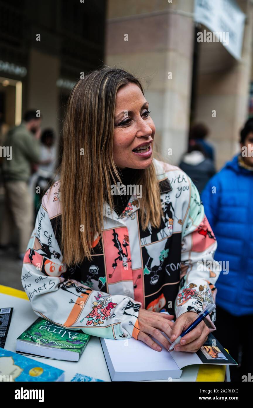 The singer and author Veronica Romero, former contestant of the first edition of Operación Triunfo, signs copies of her book on Paseo Independencia du Stock Photo