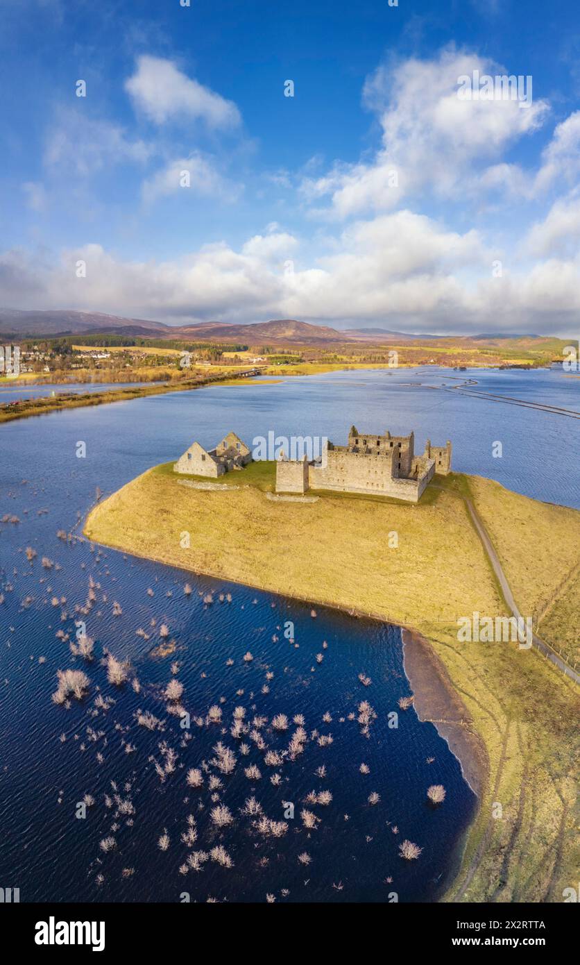 UK, Scotland, Ruthven, Aerial view of Ruthven Barracks and surrounding