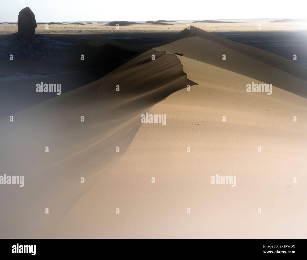 White desert with limestone rock formations at Egypt Stock Photo - Alamy