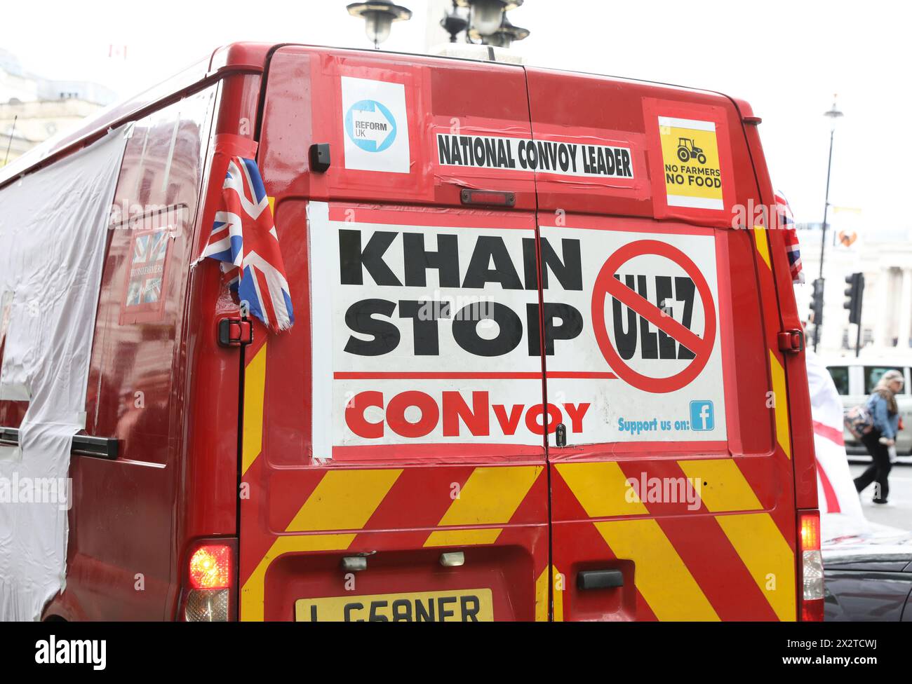 The National Convoy leader van of the Stop Khan Anti Ulez group drives