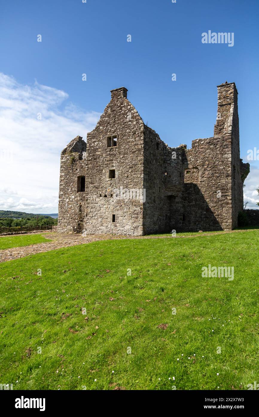 20.07.2019, Tully, County Tyrone, Northern Ireland, United Kingdom - Tully Castle ruins, built for Ulster-Scots Sir John Hume 1612-1615 and burnt down Stock Photo