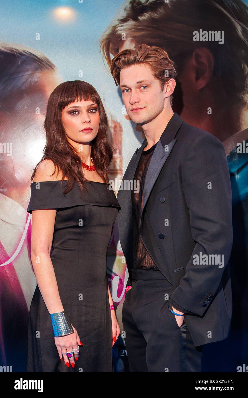 Amazon Prime Premiere Maxton Hall Die Welt zwischen uns Harriet HerbigMatten und Damian