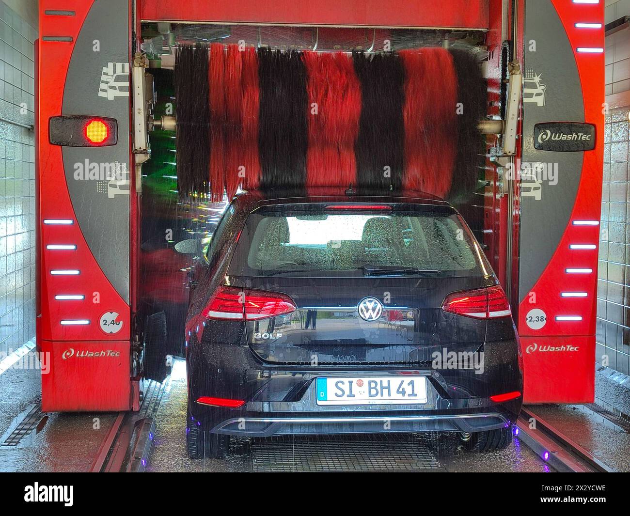 22.04.2024 / Wilnsdorf Die Autowäsche in einer Waschanlage bietet eine
