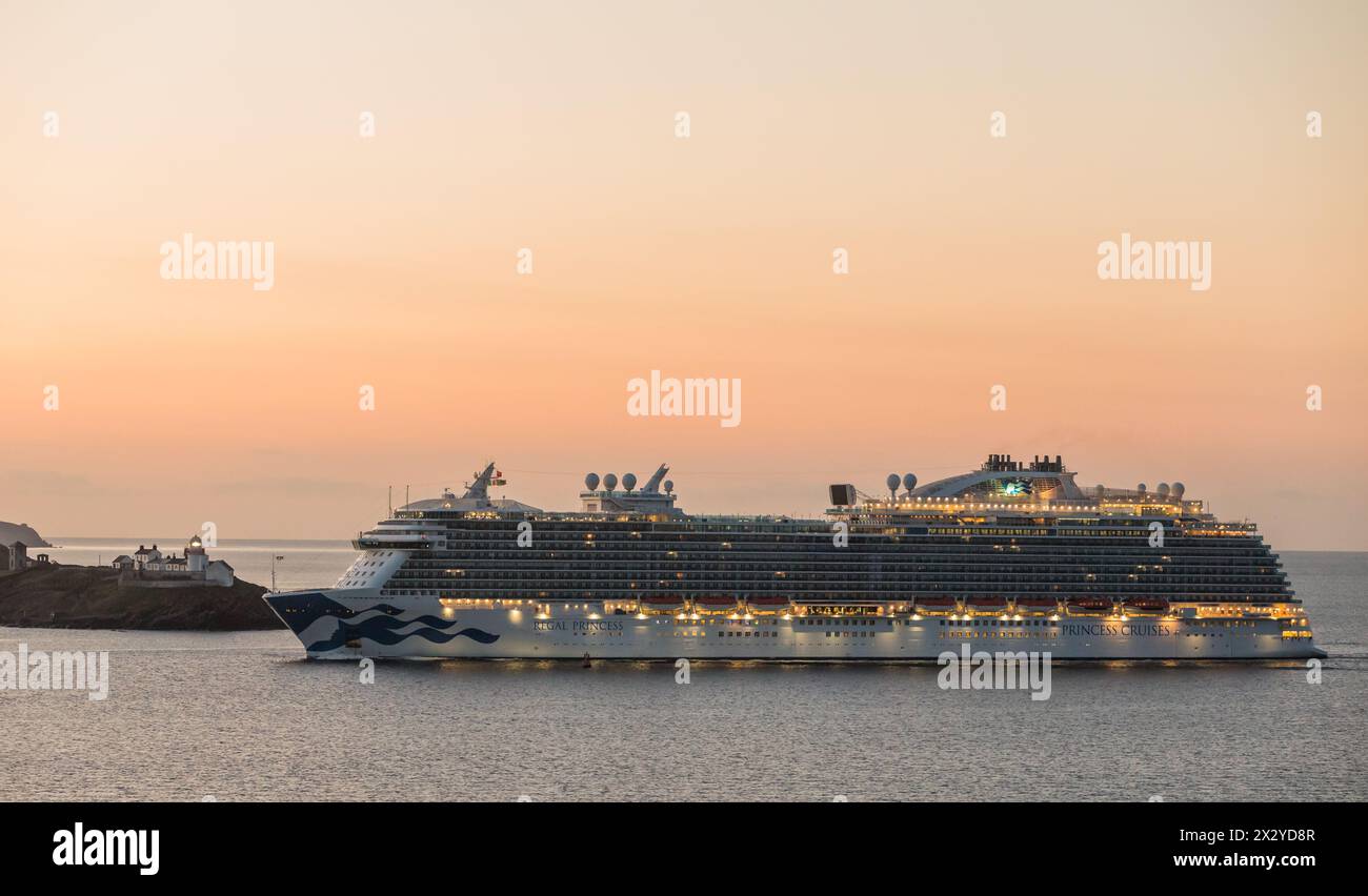 Regal princess cruise ship cork hi-res stock photography and images - Alamy