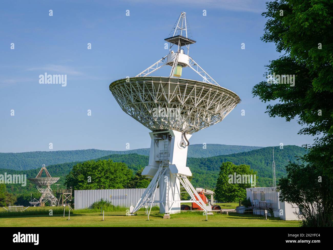 Green Bank Telescope, Observatory in Green Bank, West Virginia, USA