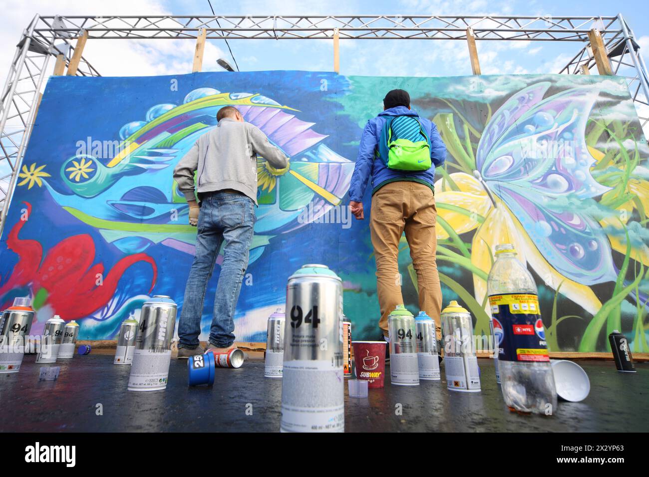 Boy draw fish hi-res stock photography and images - Alamy