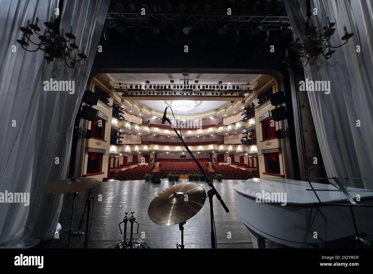 MOSCOW - APRIL 23: View from behind wing flats at auditorium in Vakhtangov Theatre on April 23, 2012 in Moscow, Russia. Auditorium of Large stage of t Stock Photo