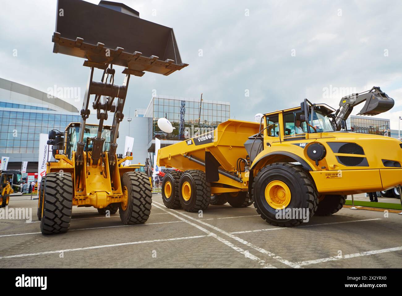 Volvo articulated dump truck hi-res stock photography and