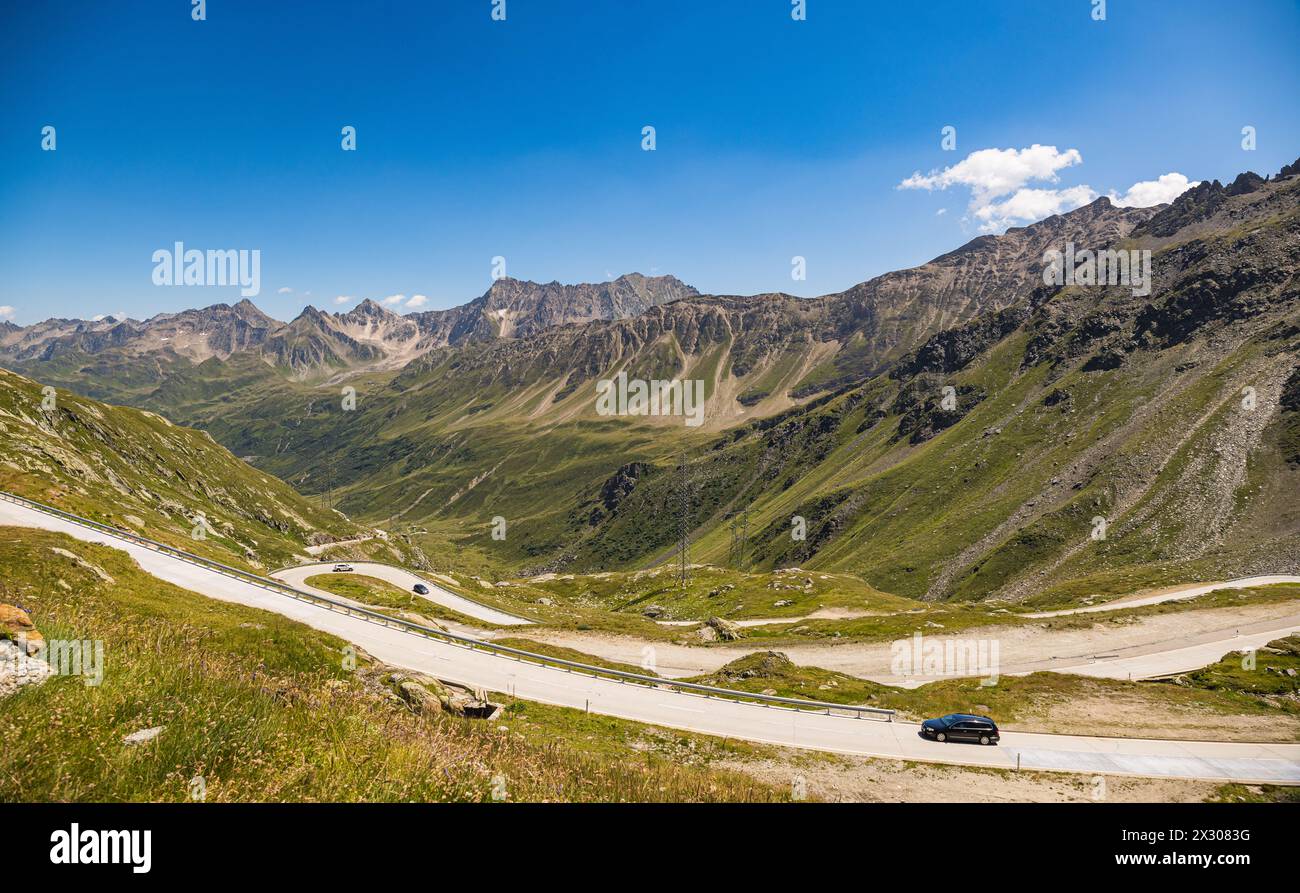 Blick ins Bedrettotal im Schweizer Kanton Tessin. (Nufenenpass, Schweiz, 18.07.2022) Stock Photo
