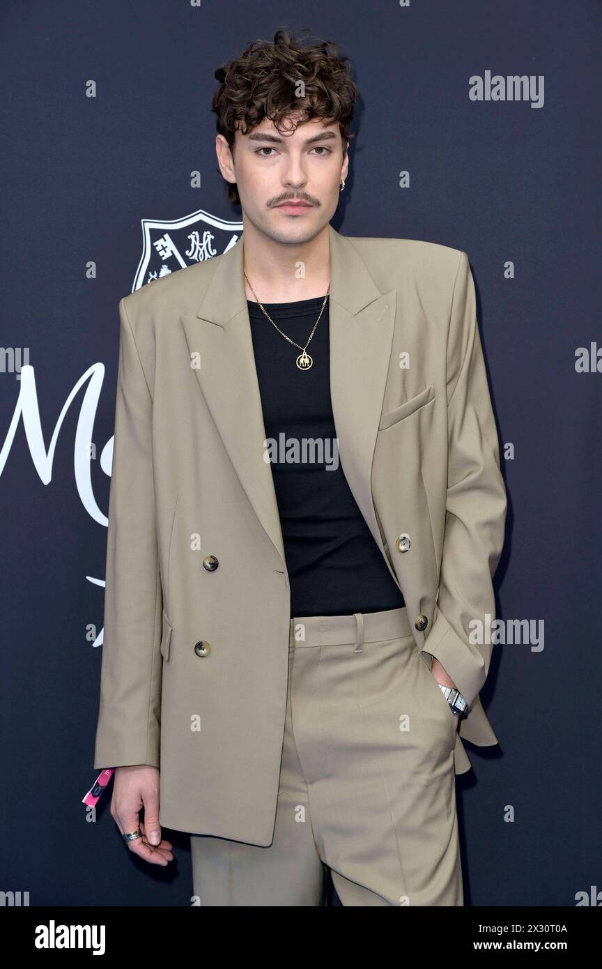 Justus Riesner bei der Premiere der Amazon Prime Video Serie Maxton ...