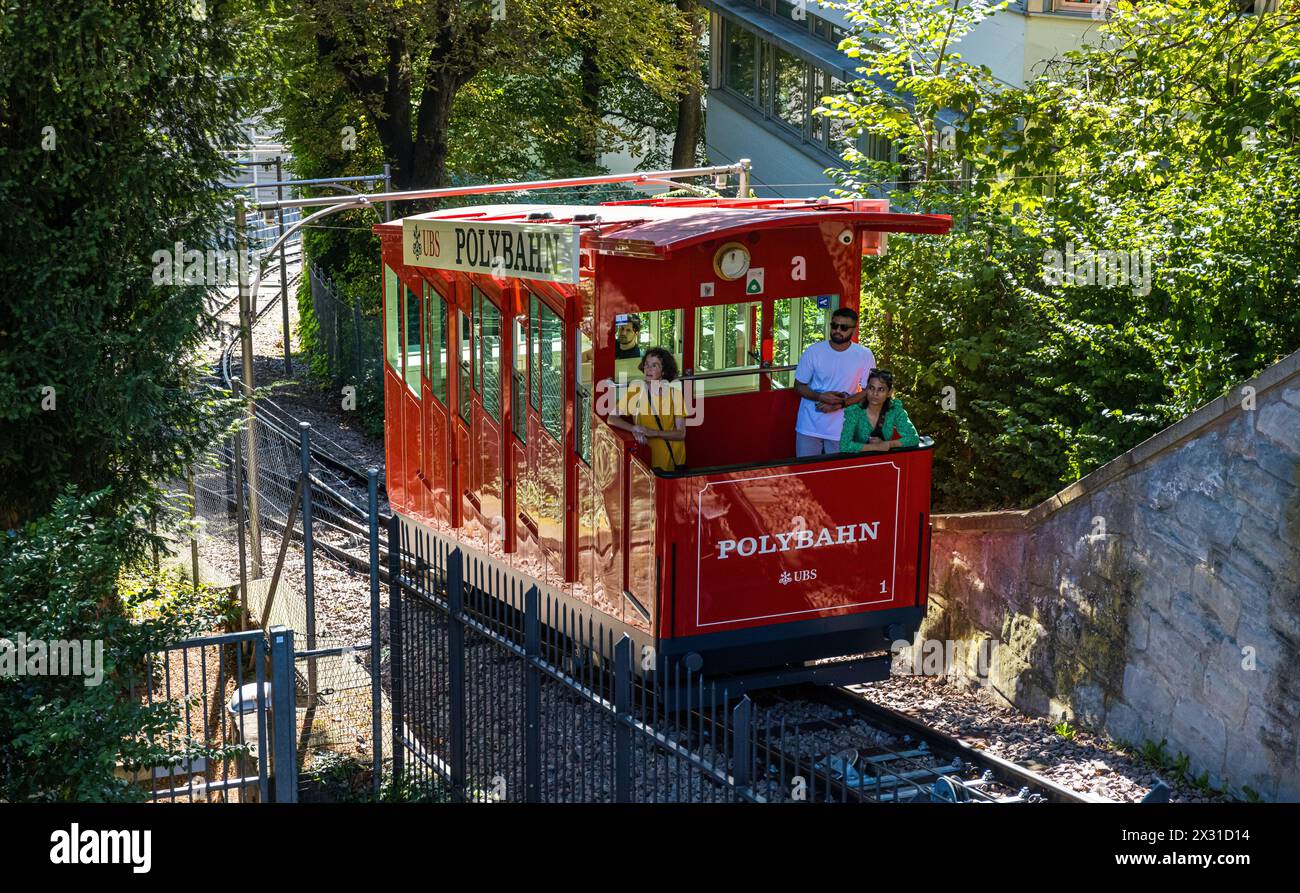 Die Polybahn ist eine Standseilbahn welche die beiden Haltestellen Central und Polyterrasse, ETH Zürich verbindet. (Zürich, Schweiz, 26.06.2022) Stock Photo