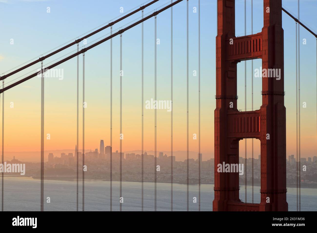 geography / travel, USA, California, San Francisco, Golden Gate Bridge and skyline, sunrise, ADDITIONAL-RIGHTS-CLEARANCE-INFO-NOT-AVAILABLE Stock Photo